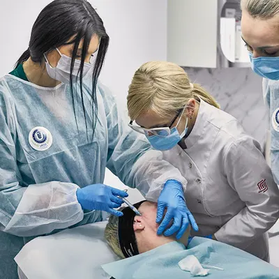 SIM-MED Medycyna Estetyczna, Dermatologia Kraków